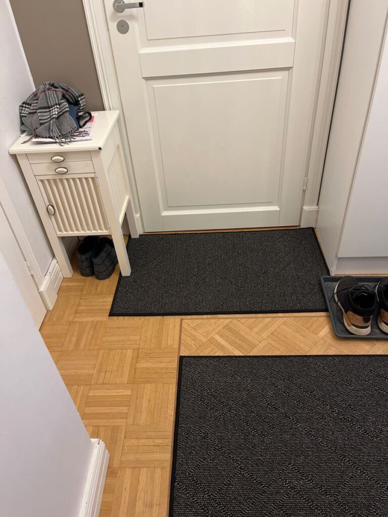 Image #2 from Nimetön